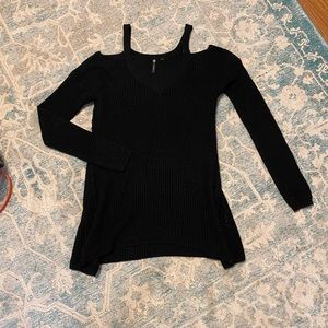 Black waffle knit shoulder cut out sweater